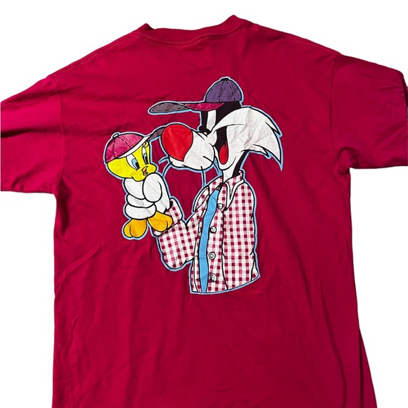 tweety and  Sylvester shirt 🔥🥵 - Picture 1 of 3